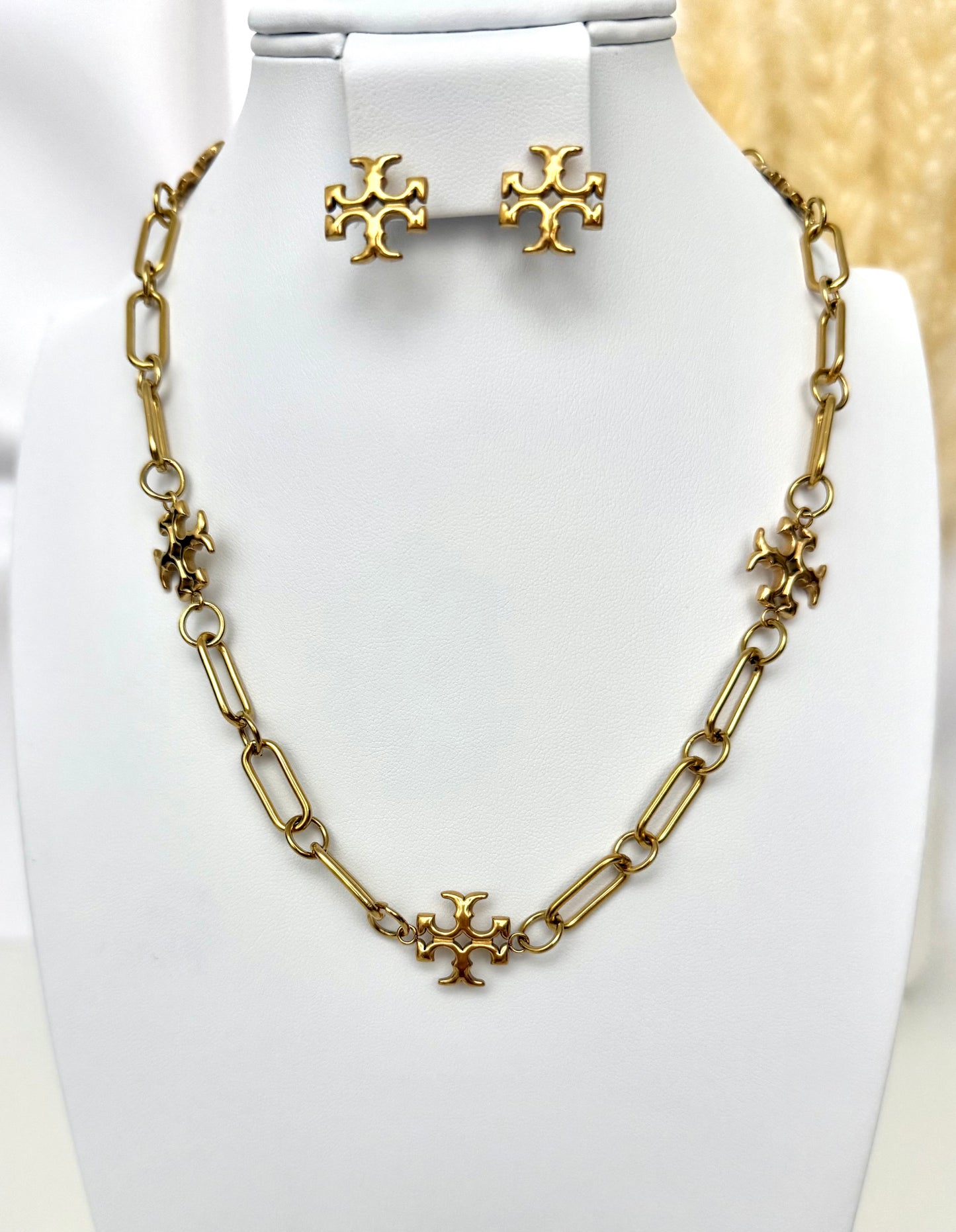 TT Jewelry Set