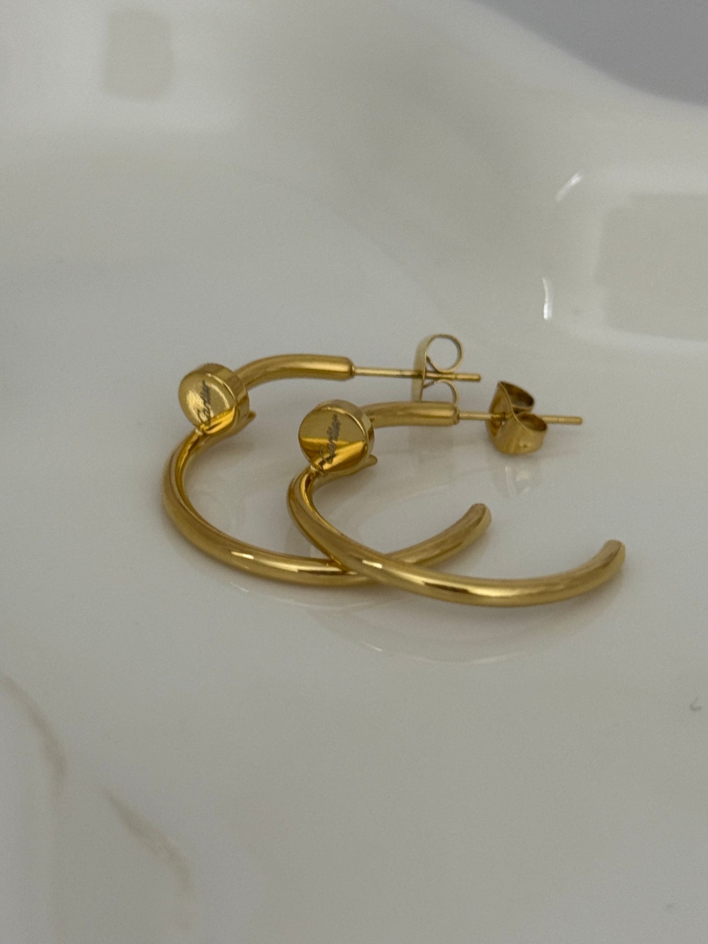 Nail Hoops