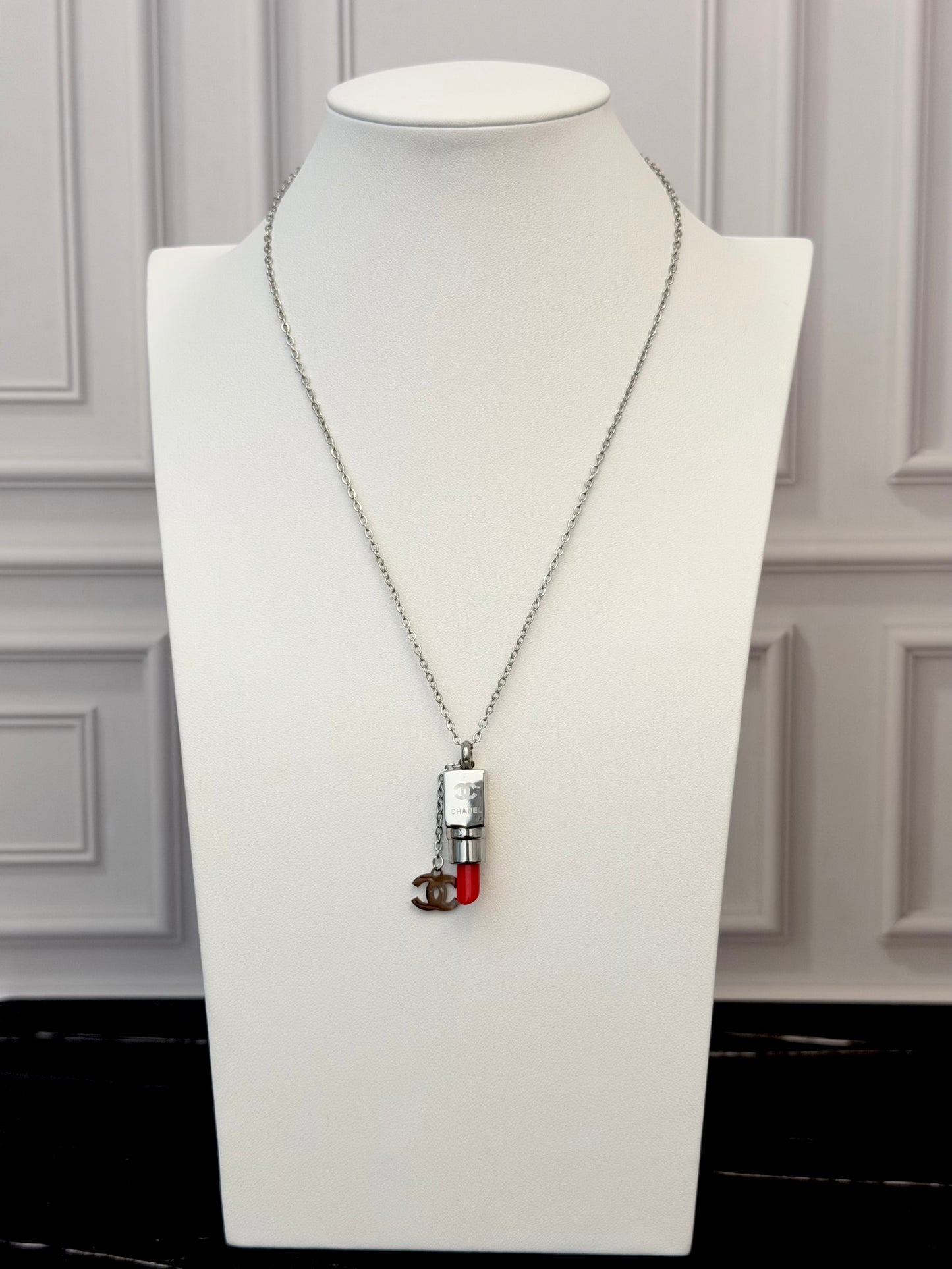Lipstick Necklace