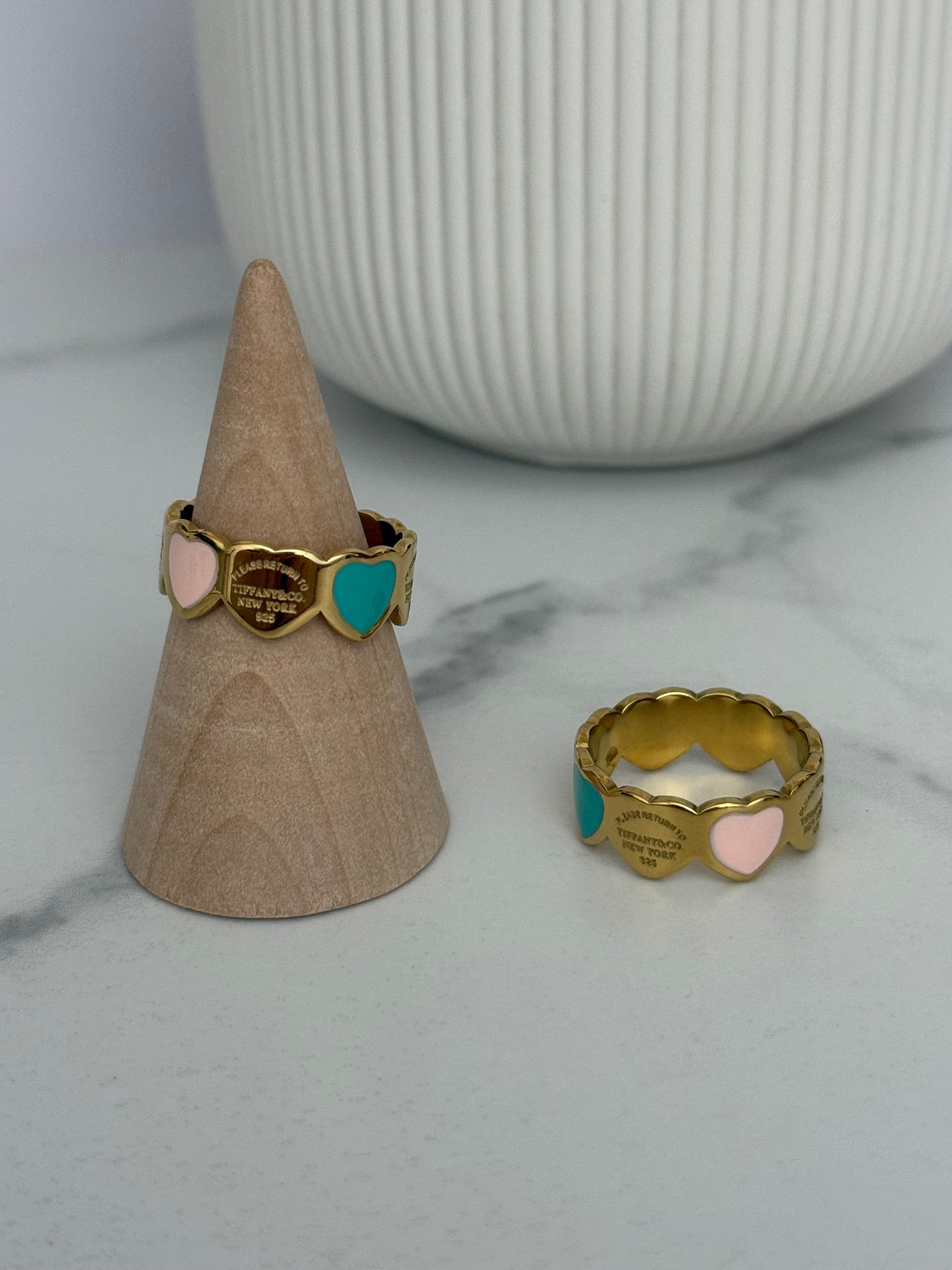 Fanny Hearts Ring