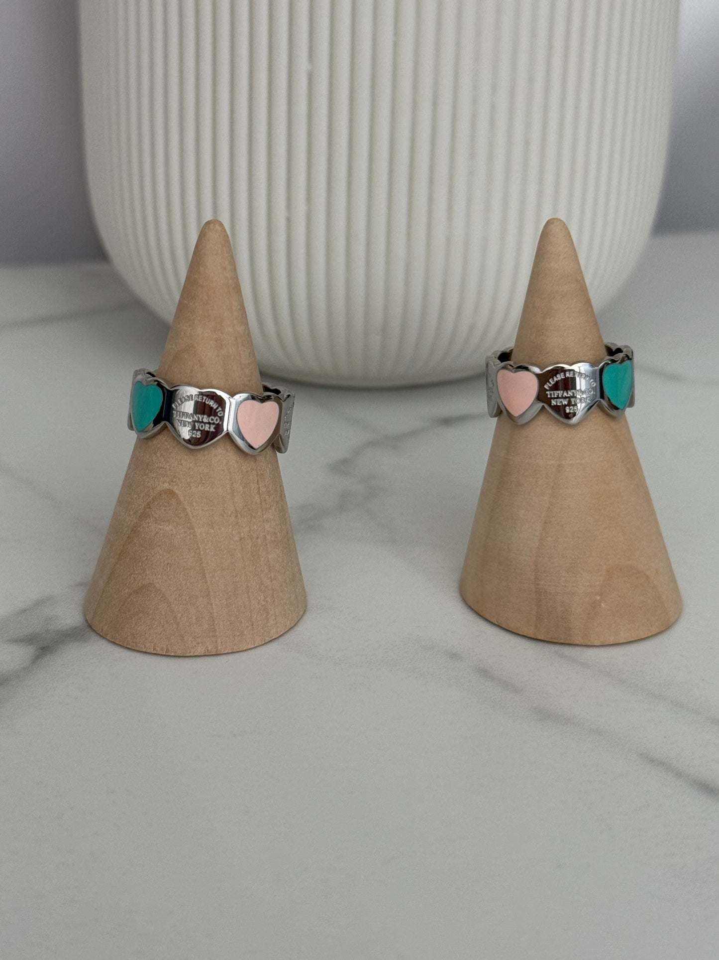 Fanny Hearts Ring