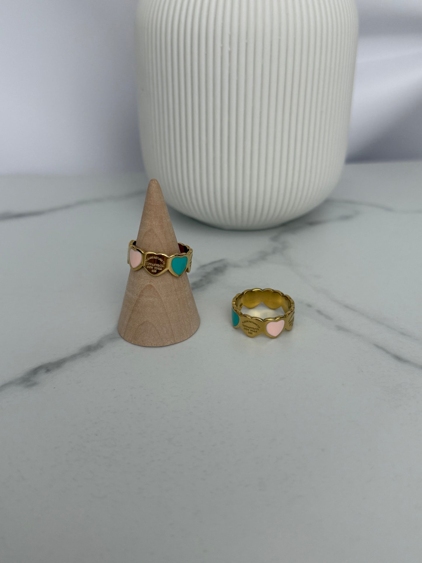 Fanny Hearts Ring