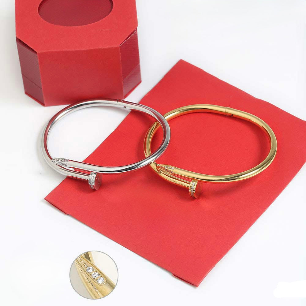 Clavo Crystal Bracelet