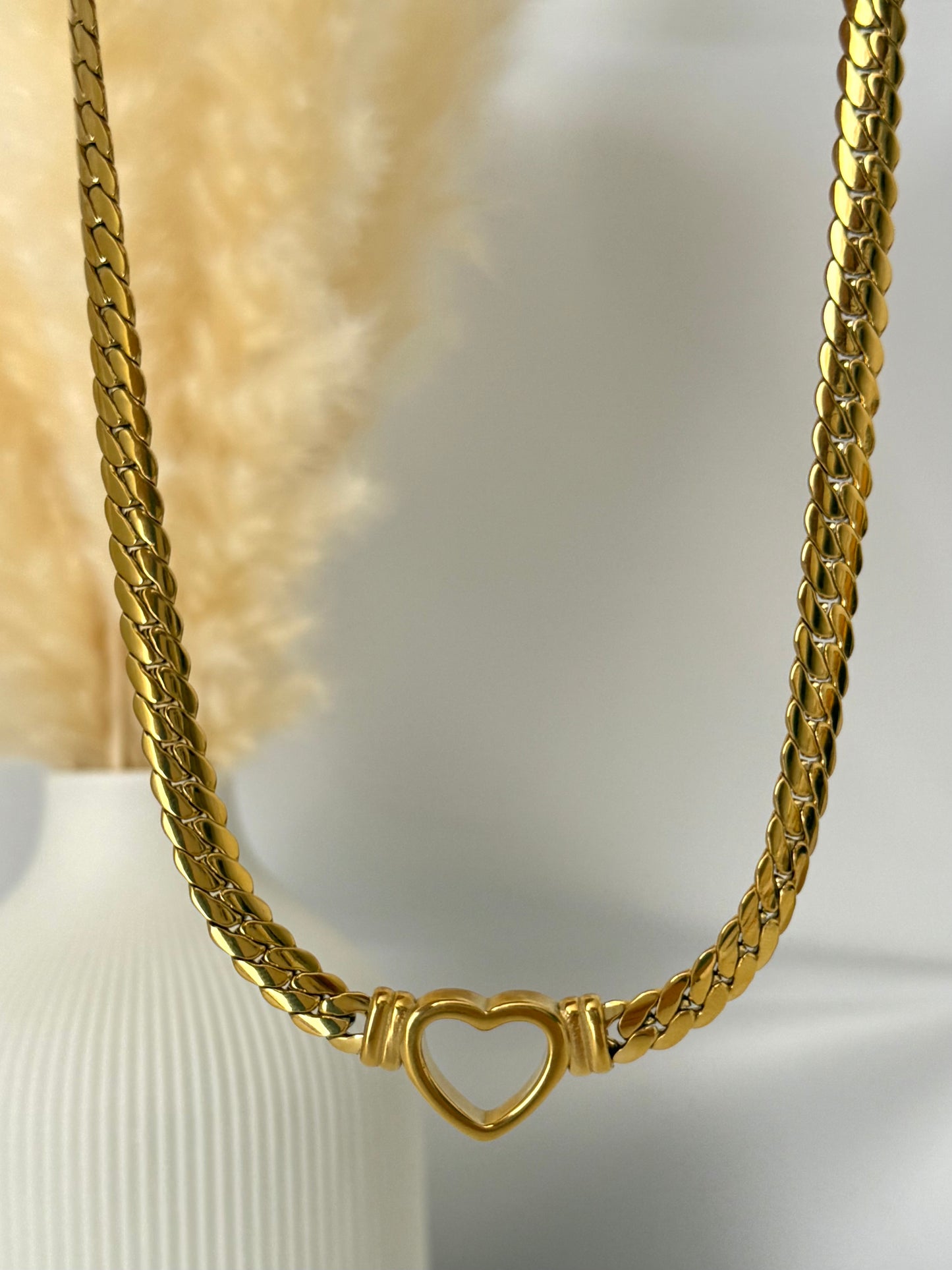 Amore Necklace