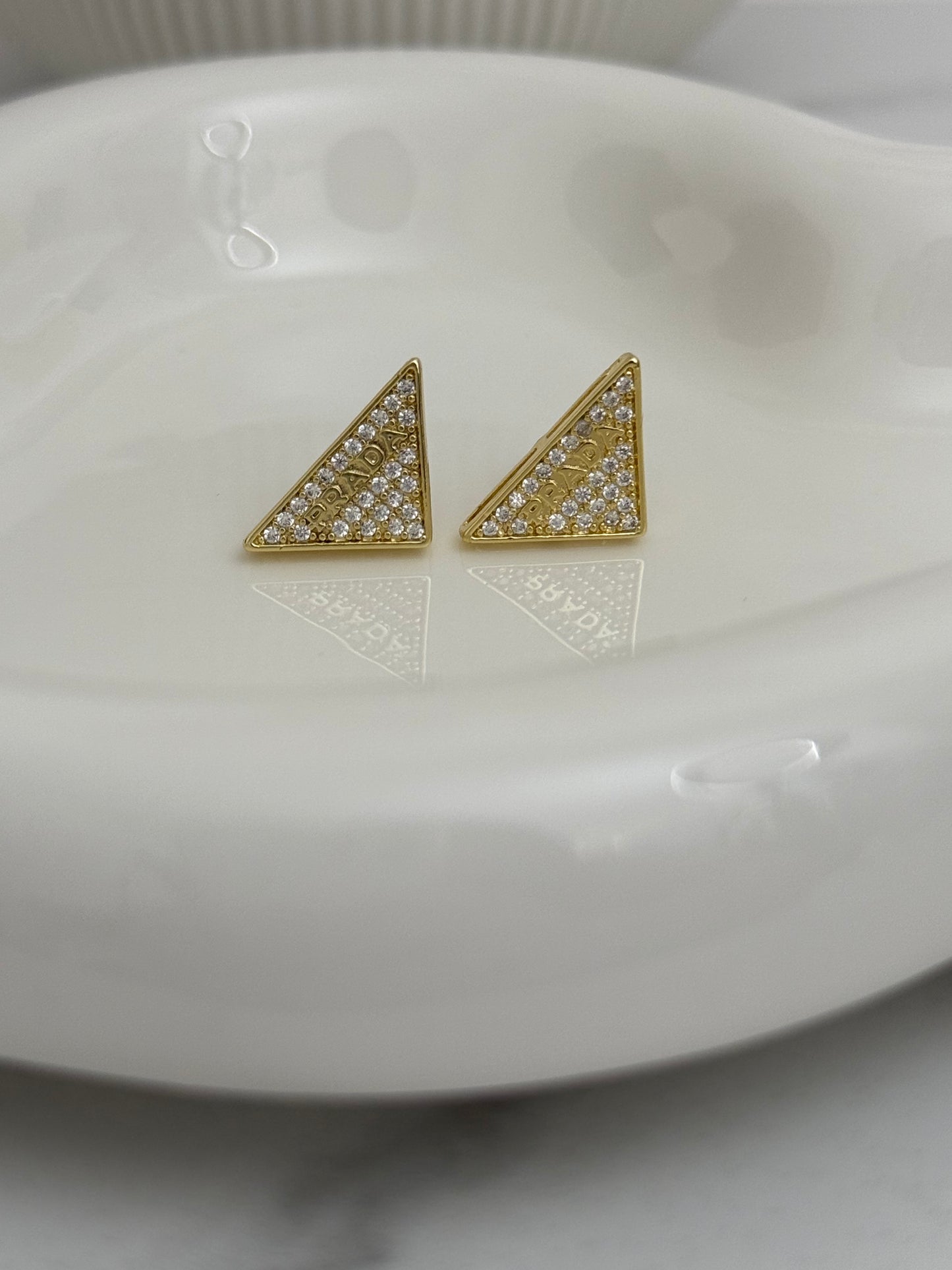 Pr Earring