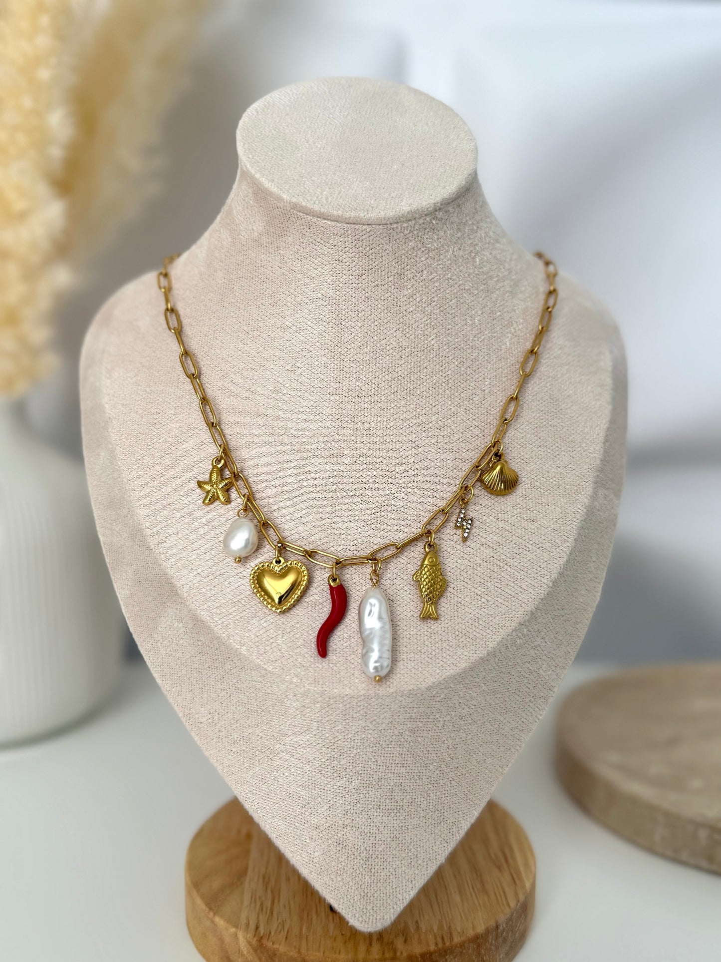 Isla Bonita Charm Necklace