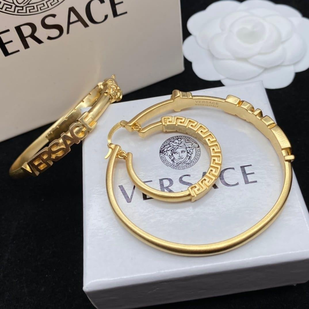 Medusa Hoop