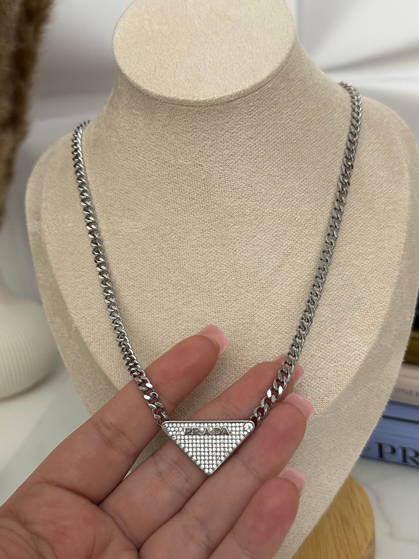 Pr Full Crystal Necklace