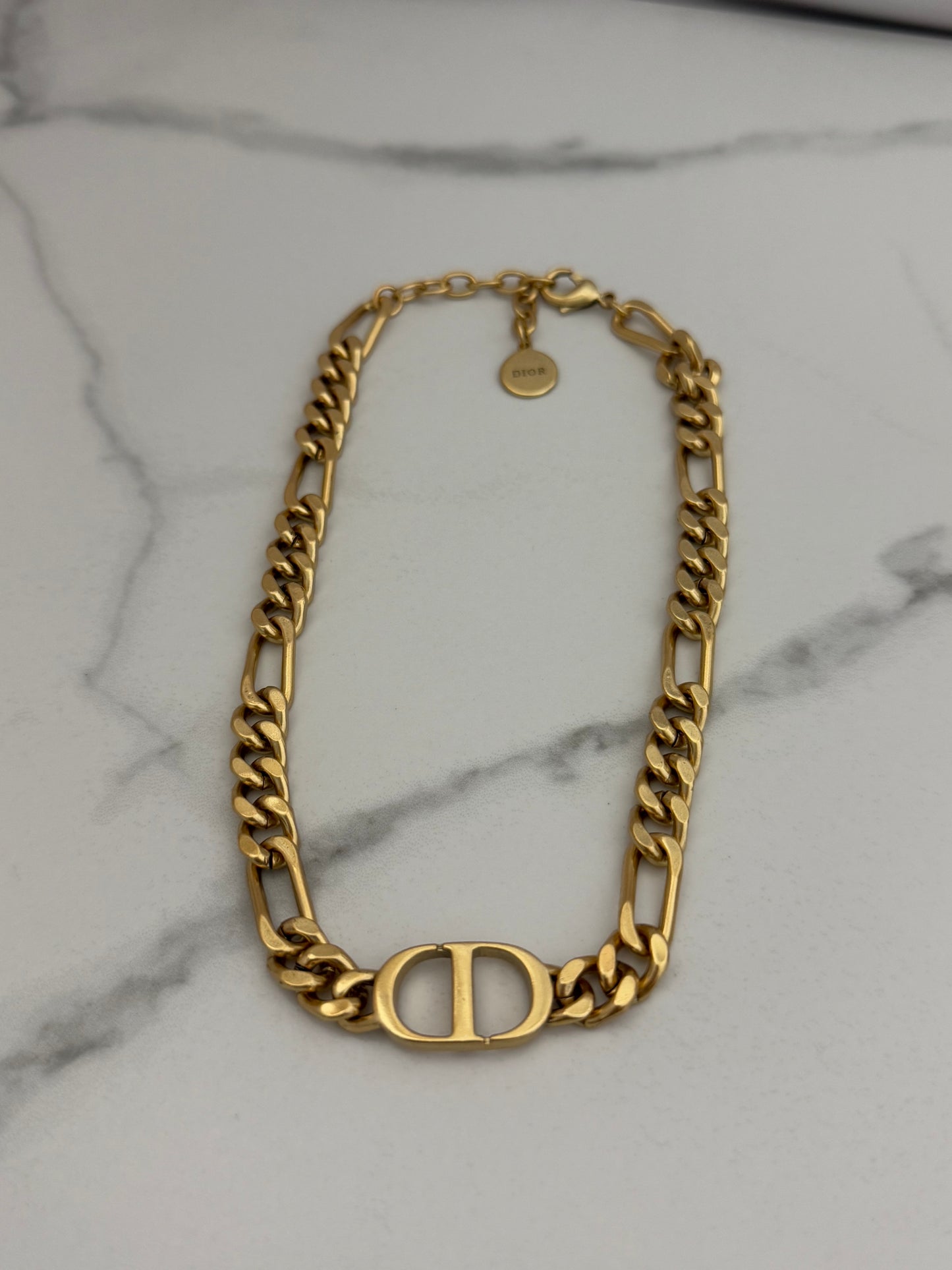 Olivia Choker