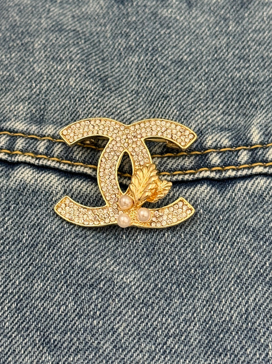 Ceci Gold Brooch