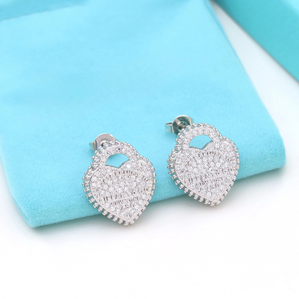 Fanny Heart Earring