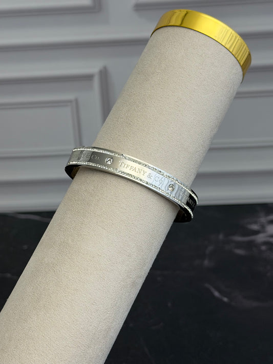 Tiffy Silver Bangle