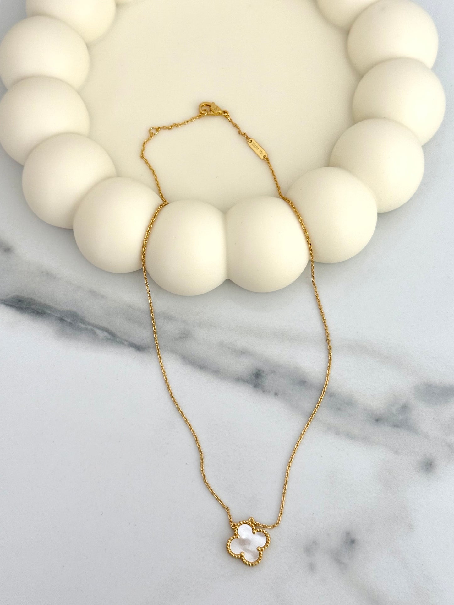 White Pearl Clover Necklace