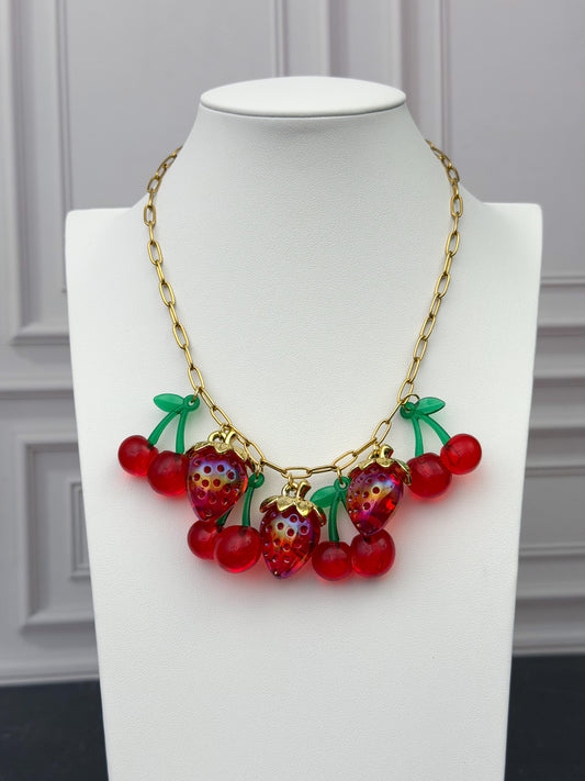 Fresa Tornasol Necklace