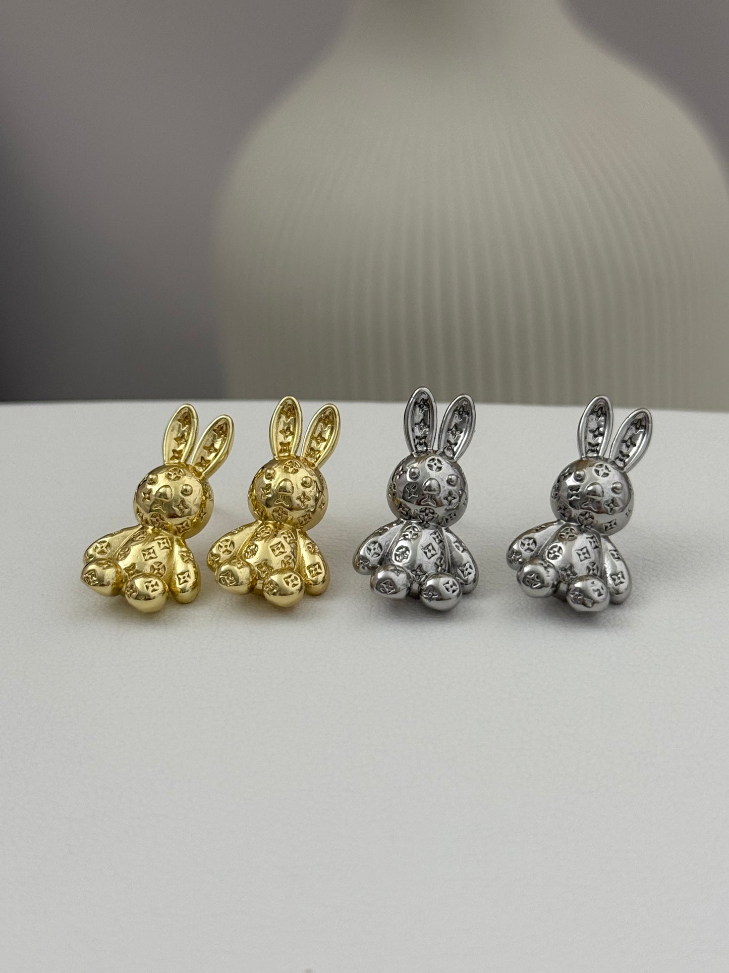 Lou Bunny Shaped Earrings