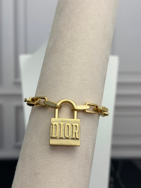 Dory Lock Bracelet